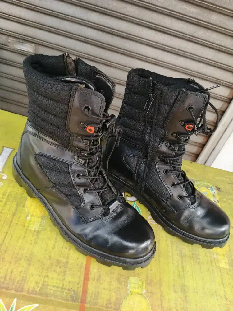 Jual Sepatu jatah' TNI AU original size 42 Slting samping bisa byr cod