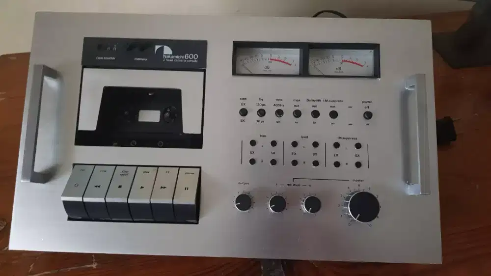 Tape Deck Nakamichi 600
