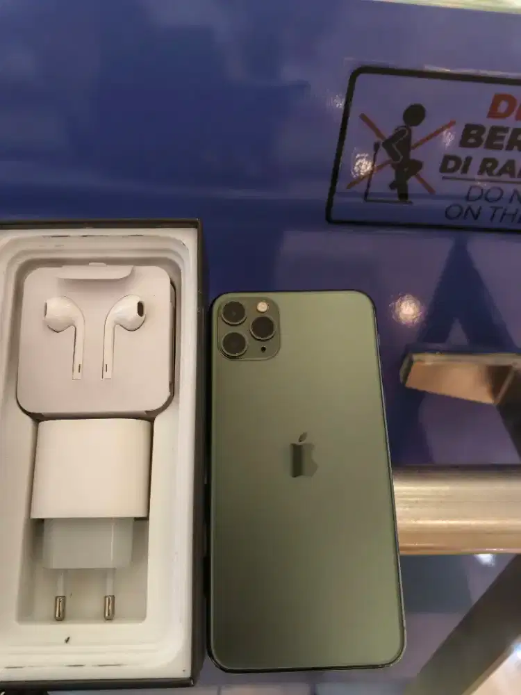 Iphone 11 pro max 256gb on proses new