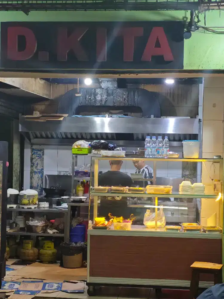 Dibutuhkan karyawan serabutan untk kantin