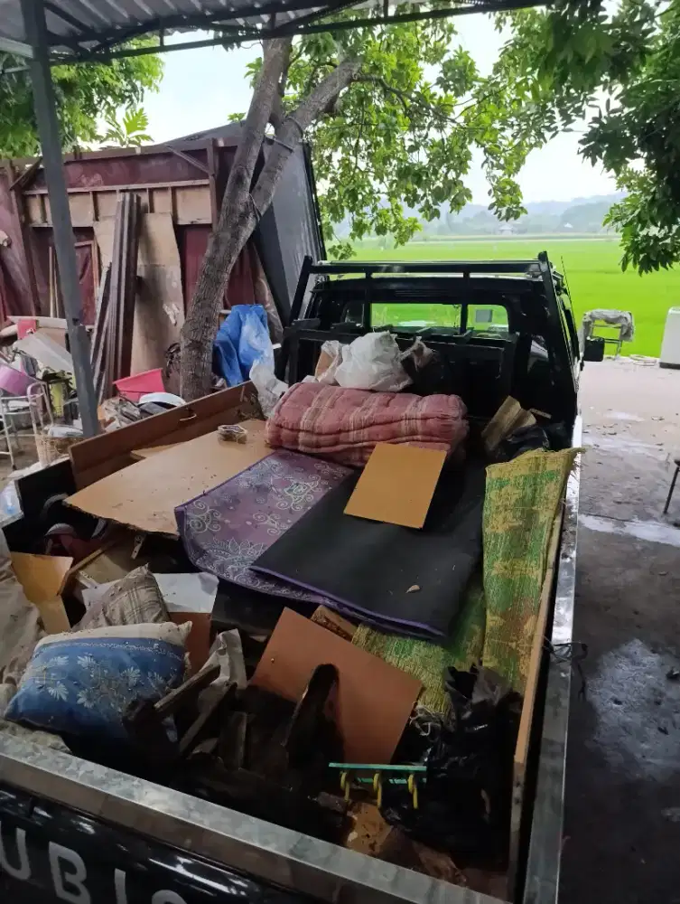 Jasa buang barang,jasa tebang pohon,jasa potong rumput Jogja