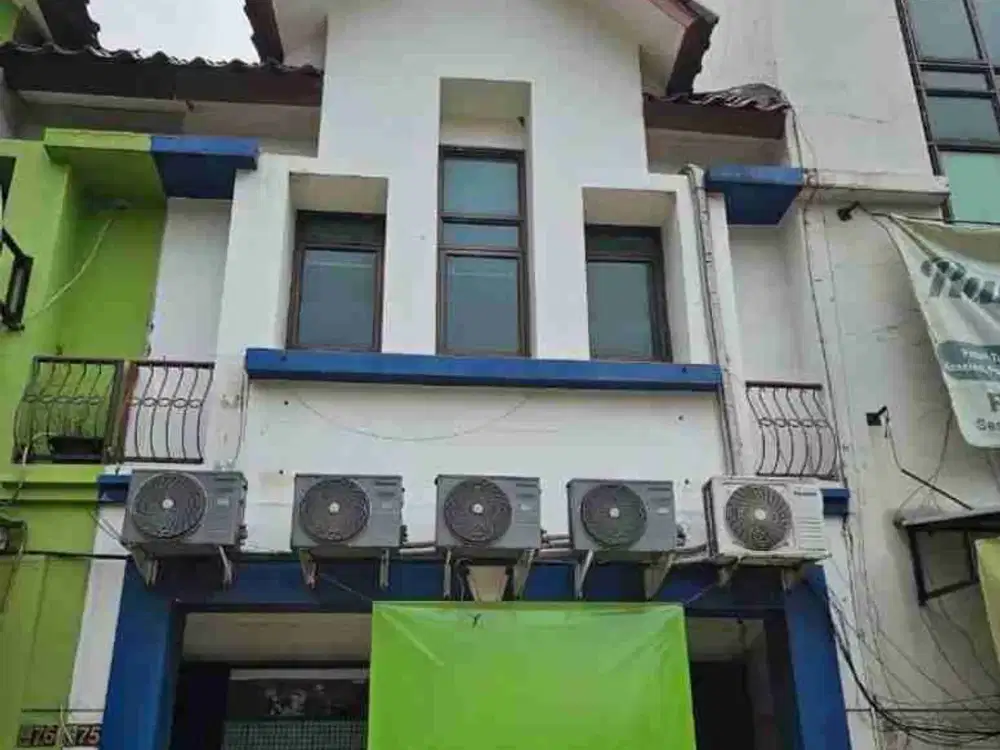 Dijual ruko disentra menteng bintaro  tangerang selatan