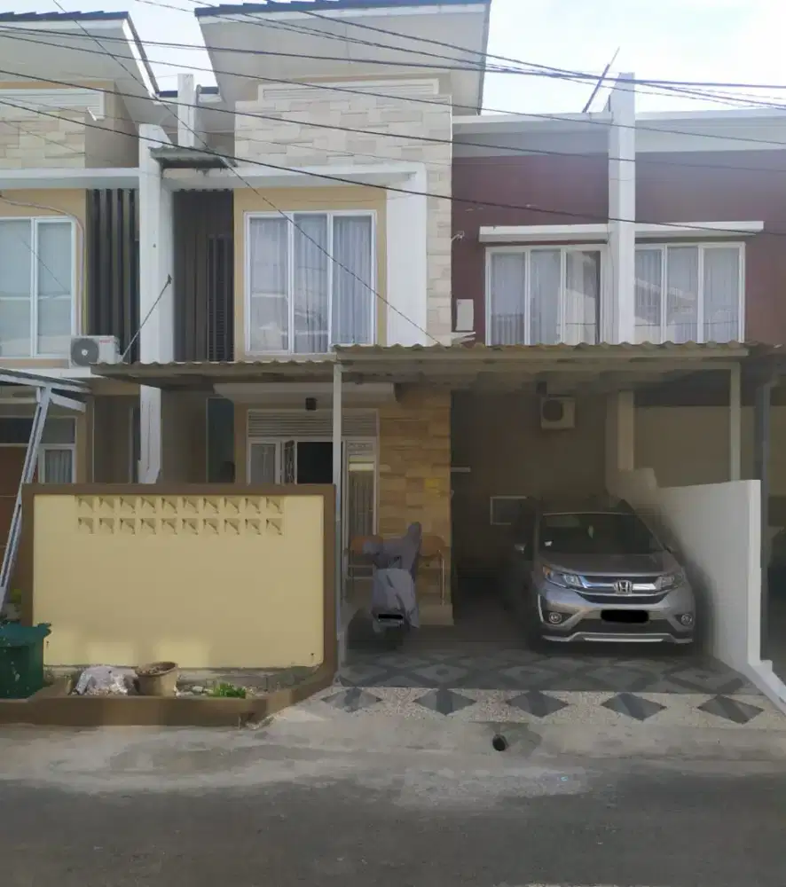 DI JUAL CEPAT RUMAH MURAH LOKASI STRATEGIS DI KARAWANG