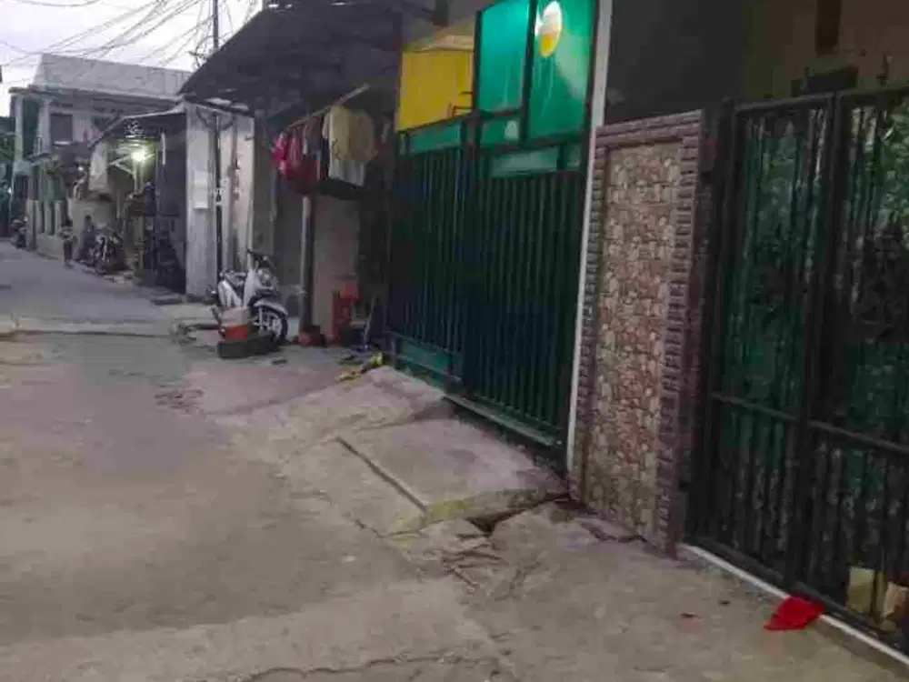 Dijual Rumah kontrakan dekat pasar sipon Cipondoh TNG