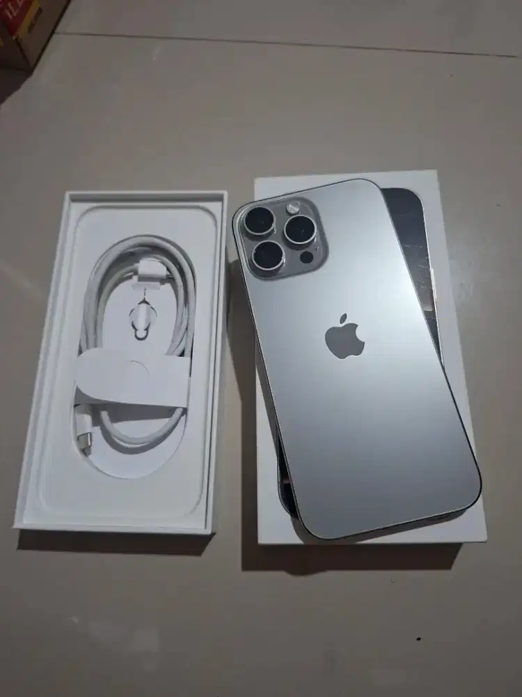 Iphone 16 pro max 256gb natural garansi ibox