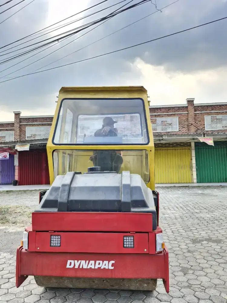 Tandem Roller Dynapac CC211