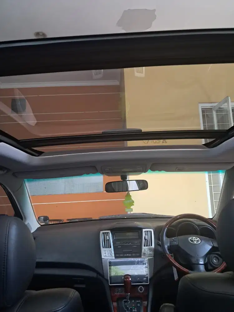 Toyota Harrier 2010 Bensin