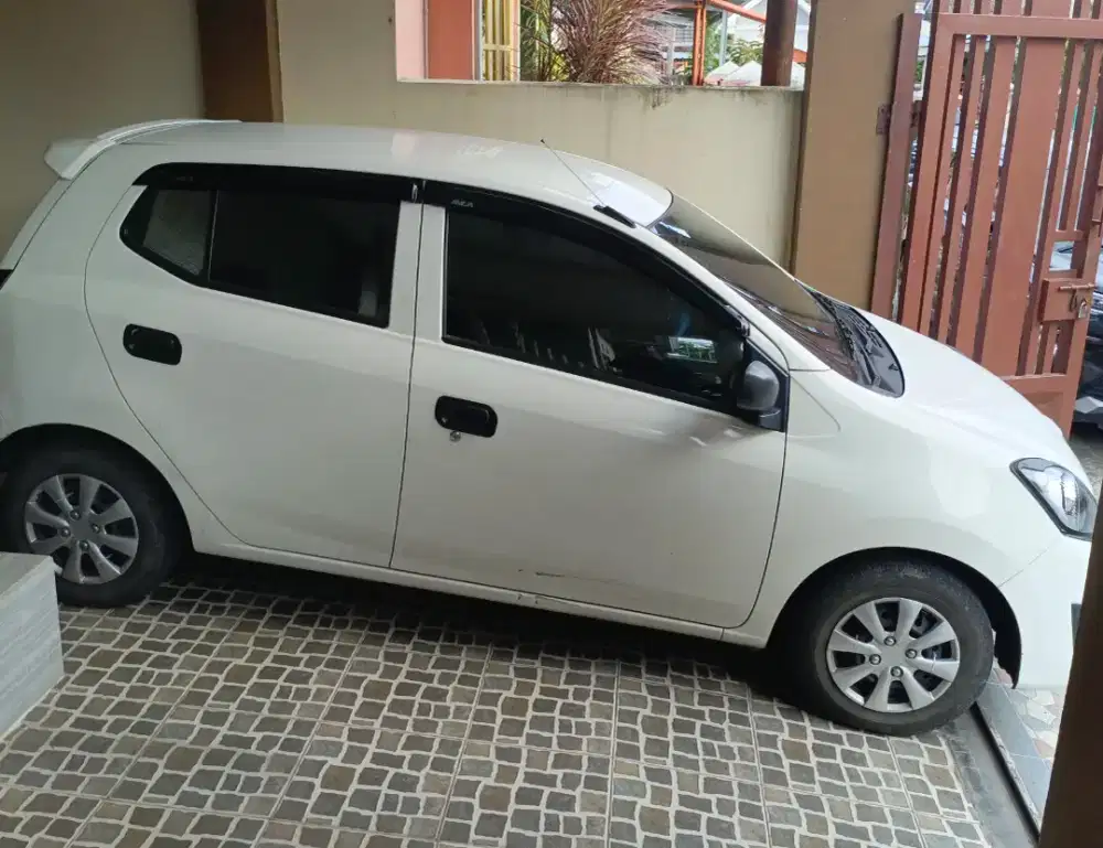 Dijual Ayla D+ MT 1.0