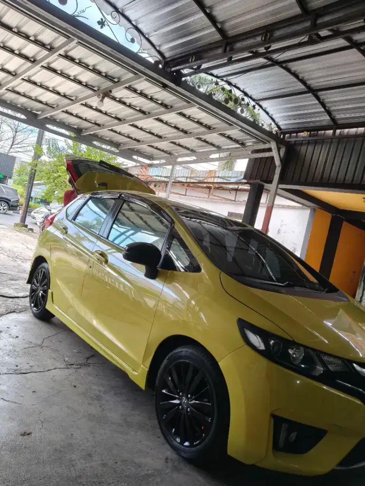 HONDA JAZZ 2015 RS