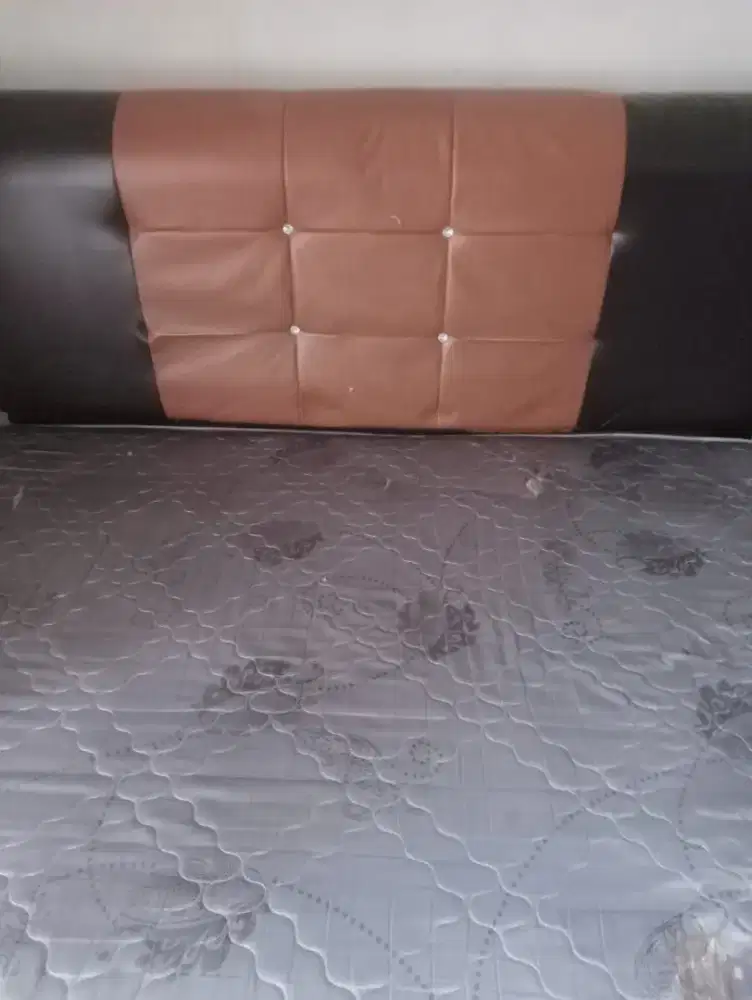 2 matras ukuran 180 x 200