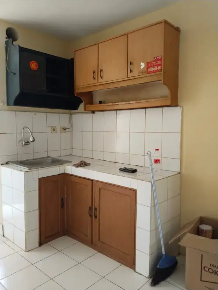 Disewakan Apartemen Wisma Gading Permai, unfurnished, lokasi strategis
