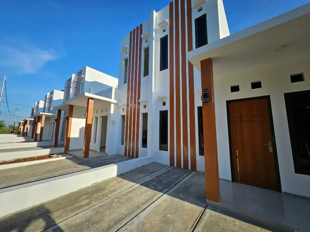 Rumah 2 lantai dp 3 jt all in. Cas 500 jutaan nego