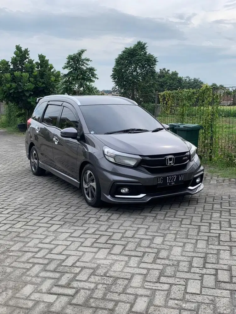 MOBILIO RS 1.5 MANUAL 2017