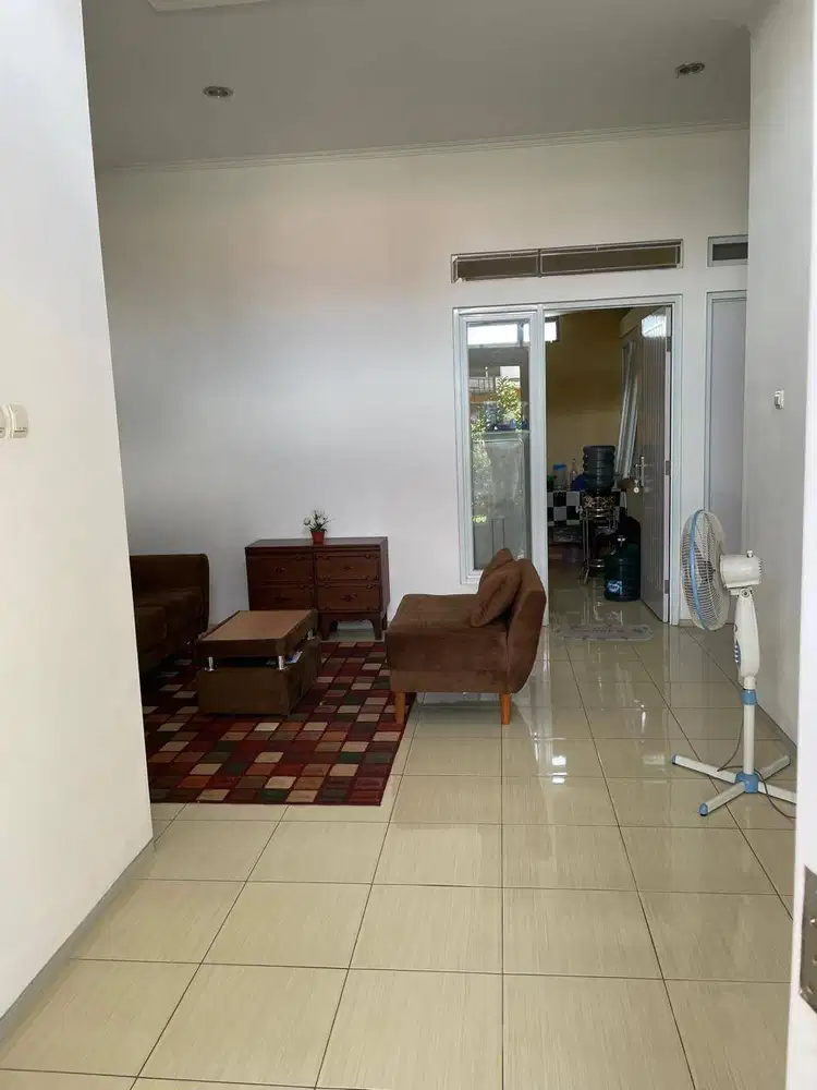 Disewa murah rumah dekat stasiun Bojong gede