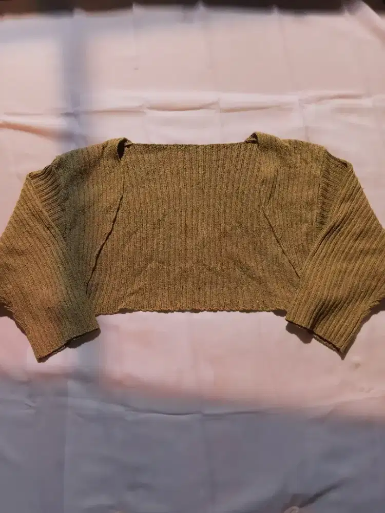 Cardigan Shrug Rajut Wanita – Warna Coklat Olive