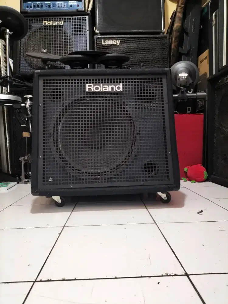 Ampli keyboard Roland KC 600 mulus