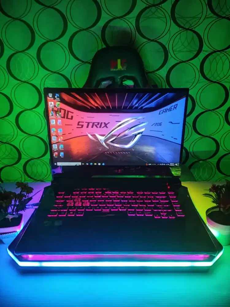 ASUS ROG STRIX III CYBERPUNK [RAM 16GB/SSD 512GB GTX Vram 4GB]