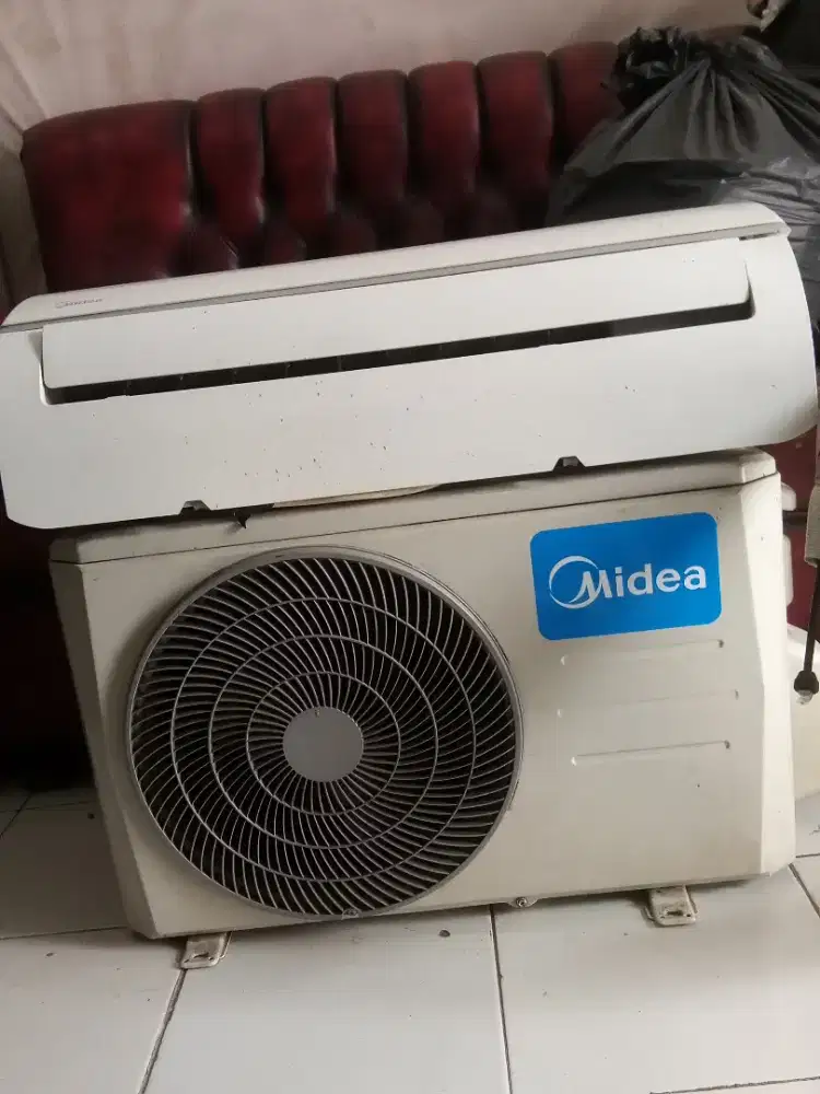 AC Midea 1/2 pk