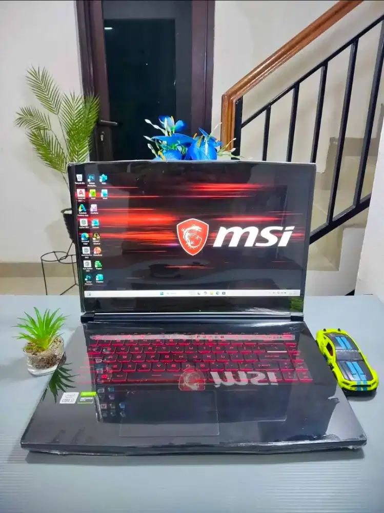 MSI GF63 GEN 10 RAM 16GB SSD 512GB dual VGA Nvidia GTX 1650