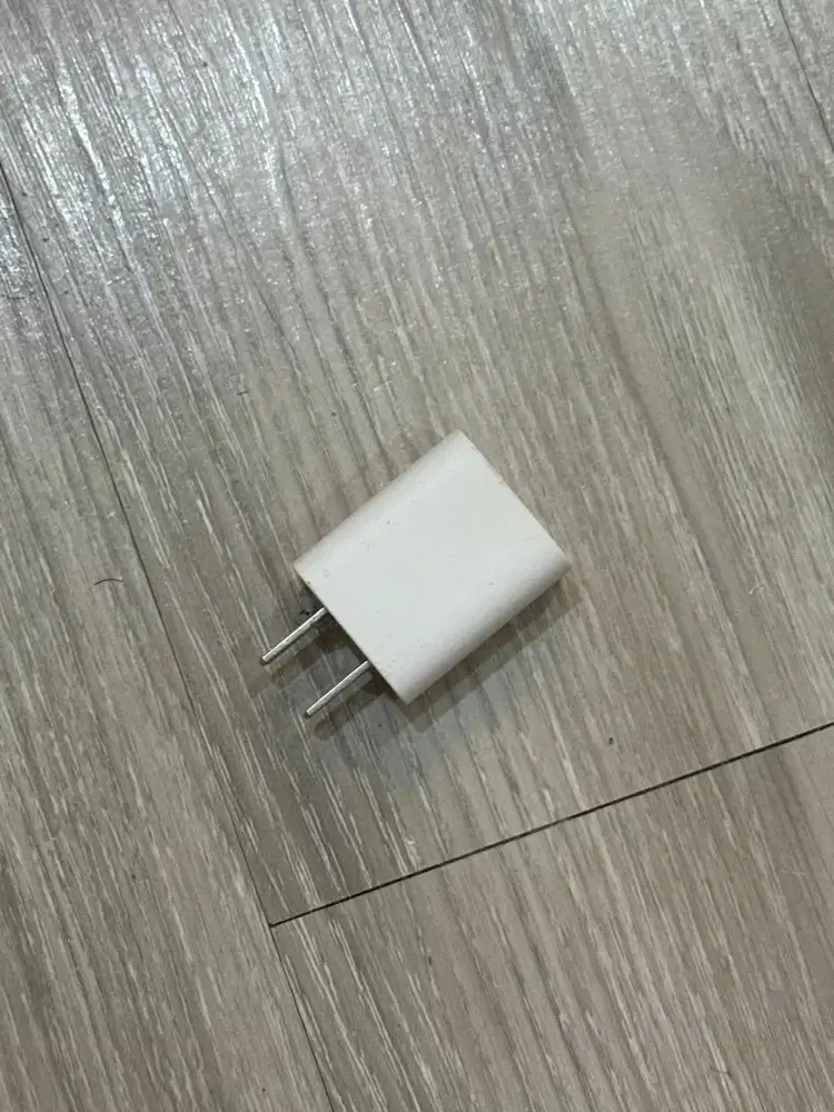 Charger iphone original model lama 12w