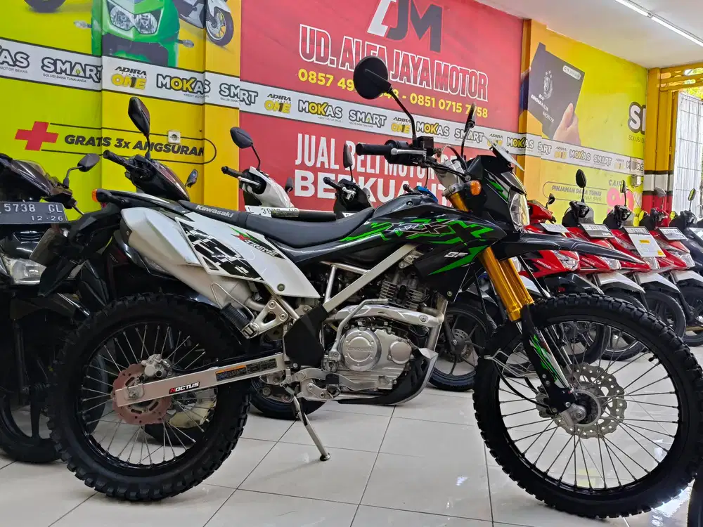 Um 500eb / KLX 150BF 2023