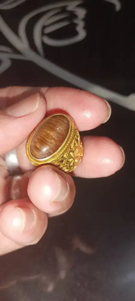 Pandan sutra gold semu lumut