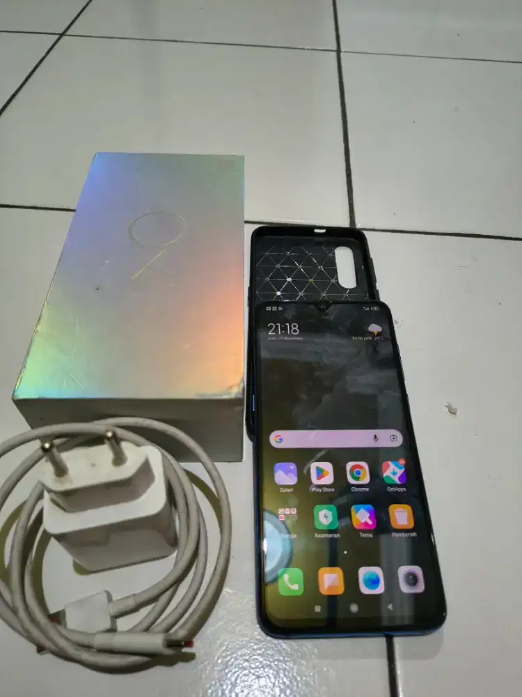 Eks Flagship Xiaomi Mi 9 6/64gb Biru Second