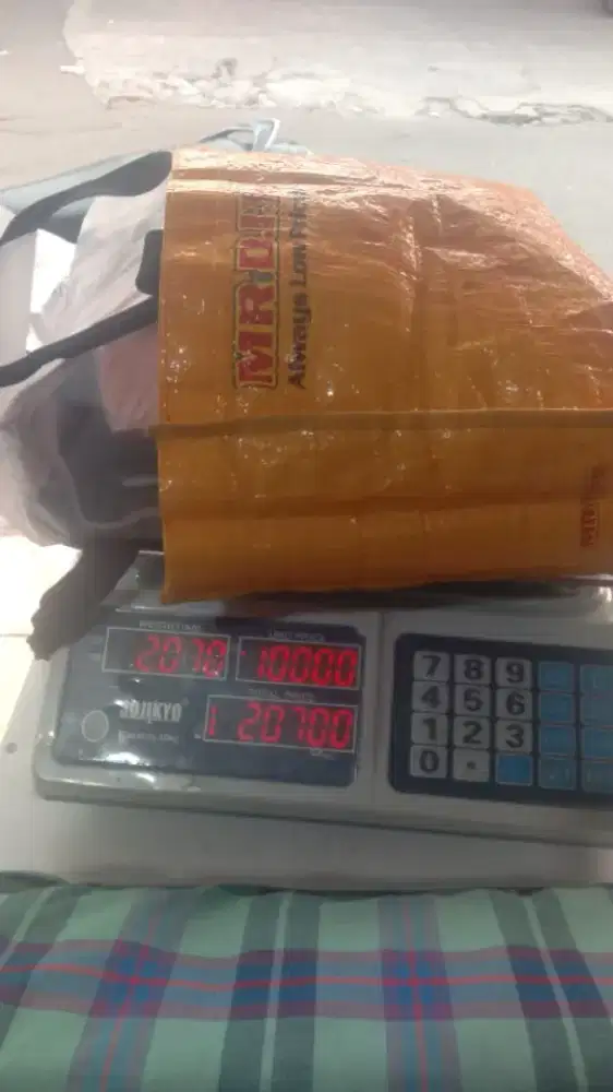 Dicari karyawati untuk khusus setrika laundry