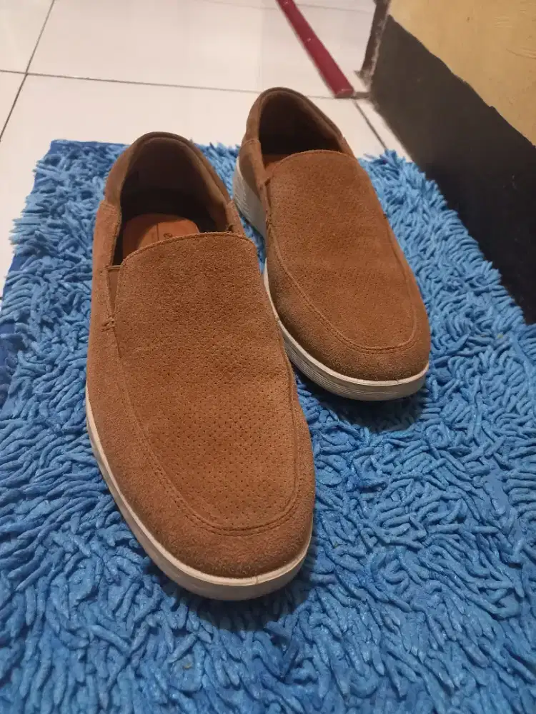 sepatu kulit import