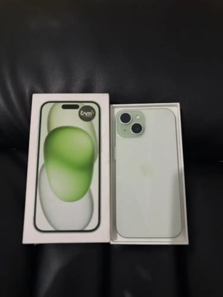 Iphone 15 (Green)