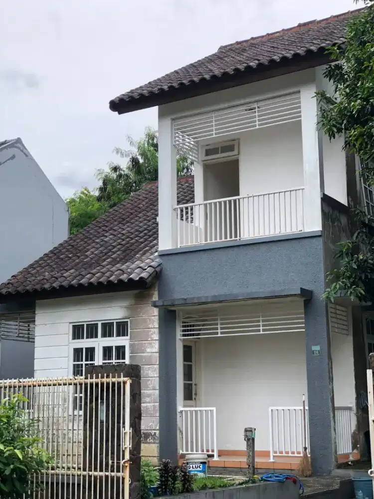 Disewakan Rumah 2 Lantai di BNR Cluster Arga Padma Blok Arga 9
