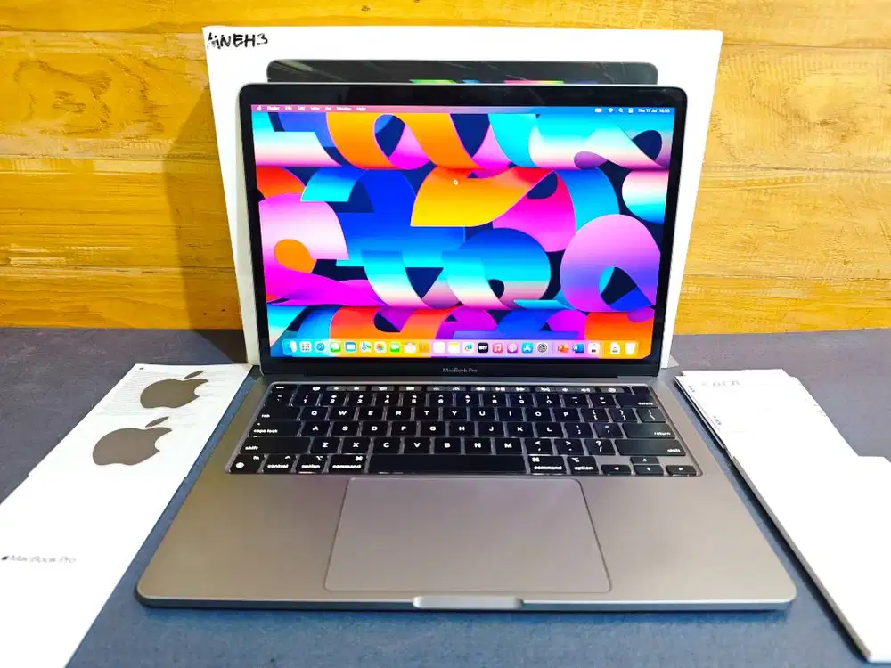 MacBook Pro 2022 M2 13-Inch Apple M2 RAM 8GB SSD 512GB Fullset Murah