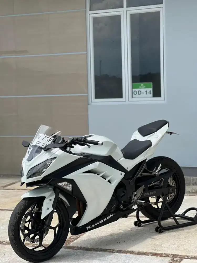 Kawasaki ninja 250 CC 2013