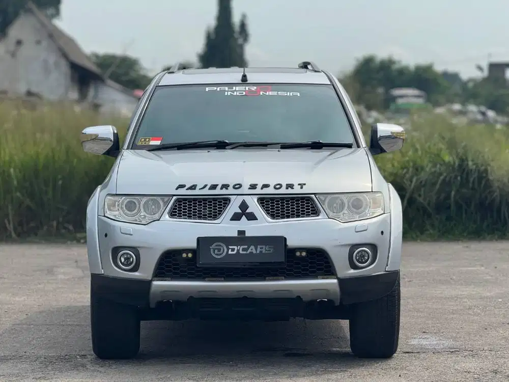 DIJUALPAJERO SPORT DAKAR 4x2 2011MATIC DP MURAH