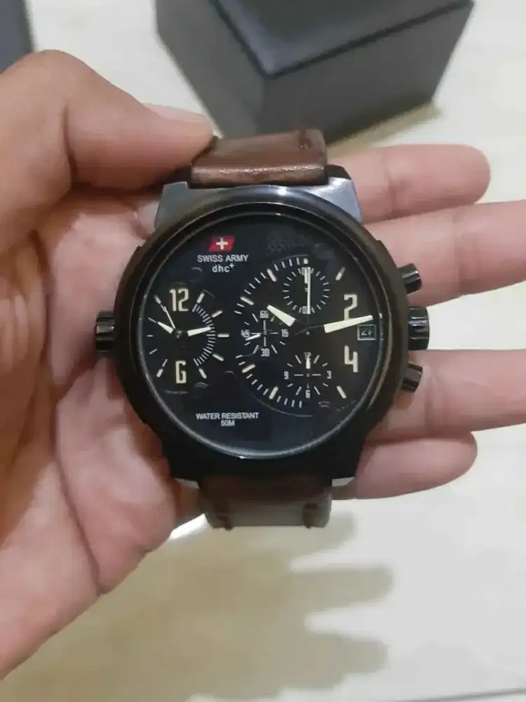 Jam Tangan Swiss Army Original DHC+