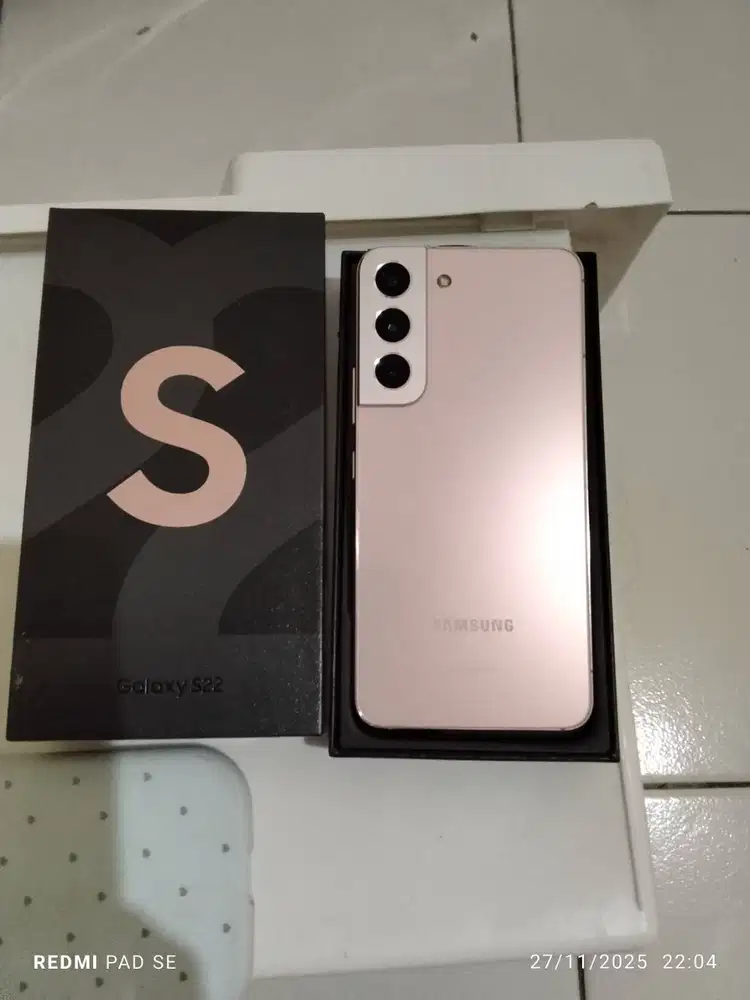 Samsung s22 5G 8/256 rose gold minus lcd