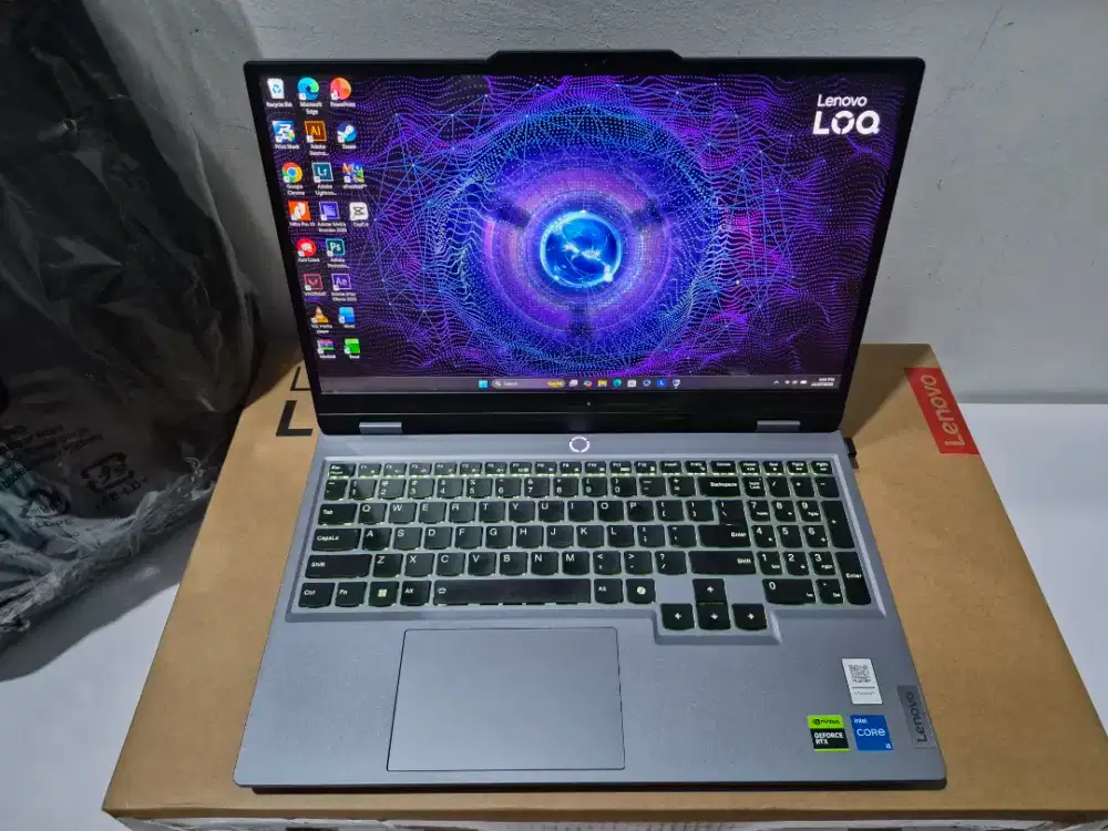 LENOVO LOG 15 i5 13450HX RTX3050 6GB/ 12GB 512GB