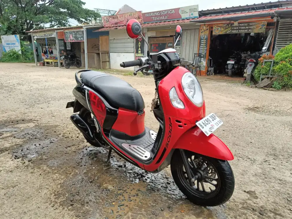 Pajak hidup Scoopy Donat 2021 cw hitam merah mesin bagus motor terawat