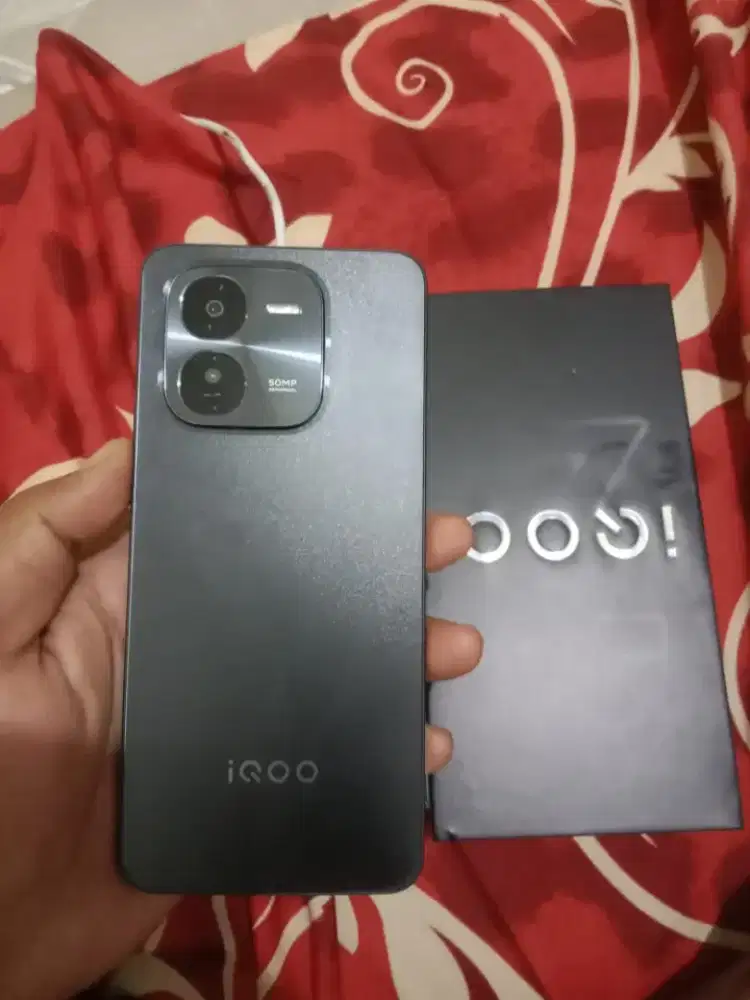 Jual HP Iqoo z9x 5g 8/256 fullset mulus like new no minus