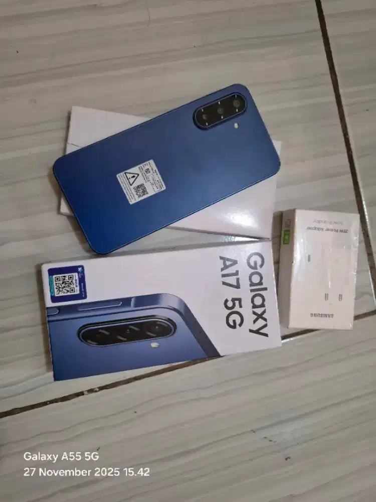 Samsung A17 5G
Ram 8/256