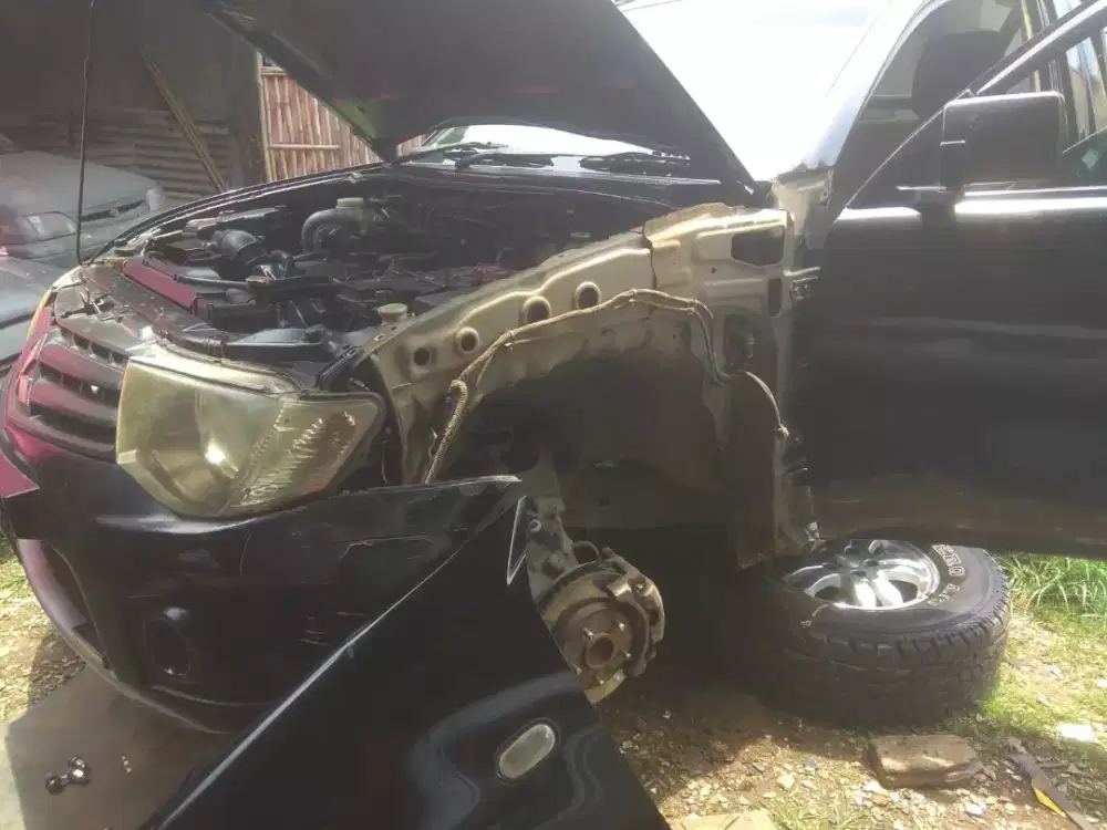 Cat, sol mobil motor