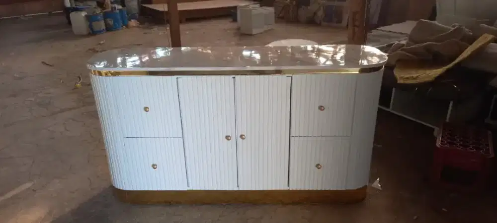 Rak Tv Consul/Rak Tv Cabinet Salur