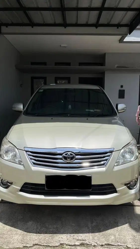 Toyota Kijang Innova 2013 Bensin