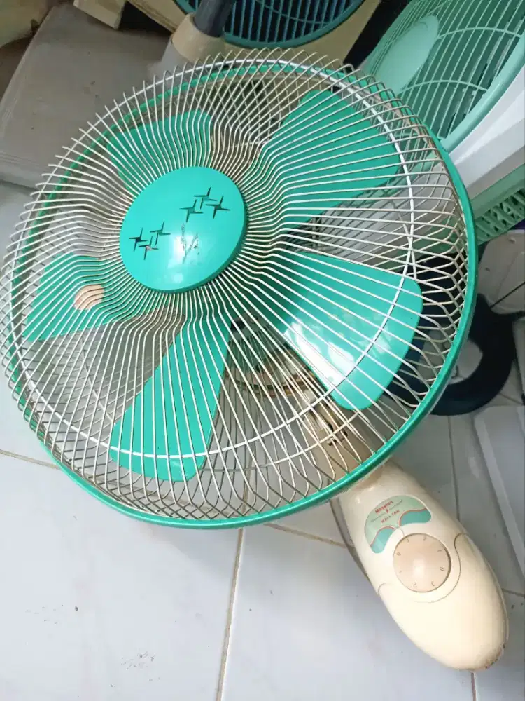 Kipas Angin Dinding Maspion