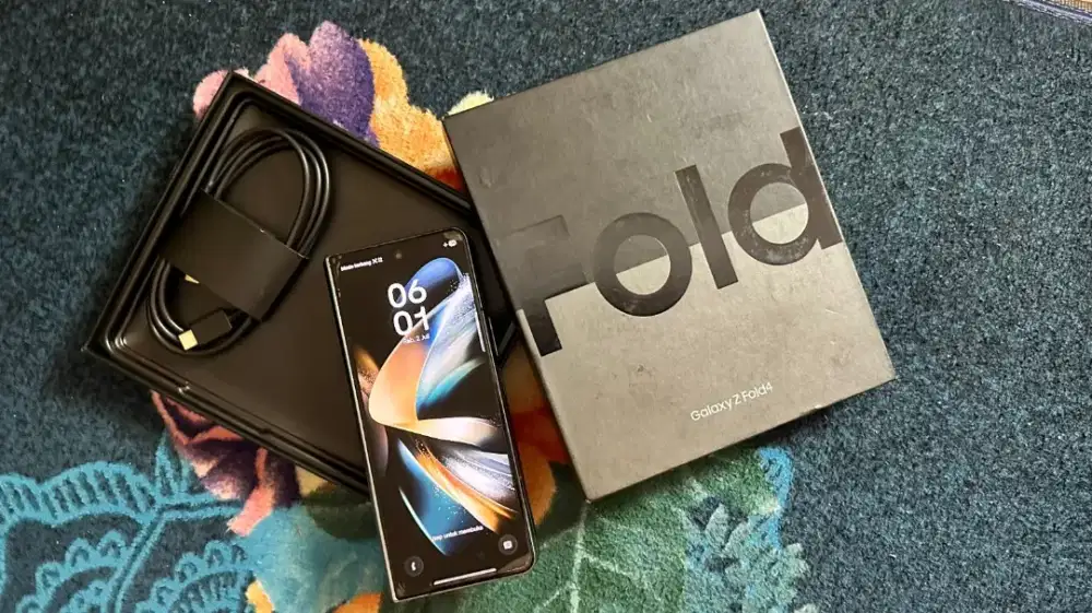 Jual Samsung Galaxy Z Fold 4 Gray Green (12/256) EX SEIN