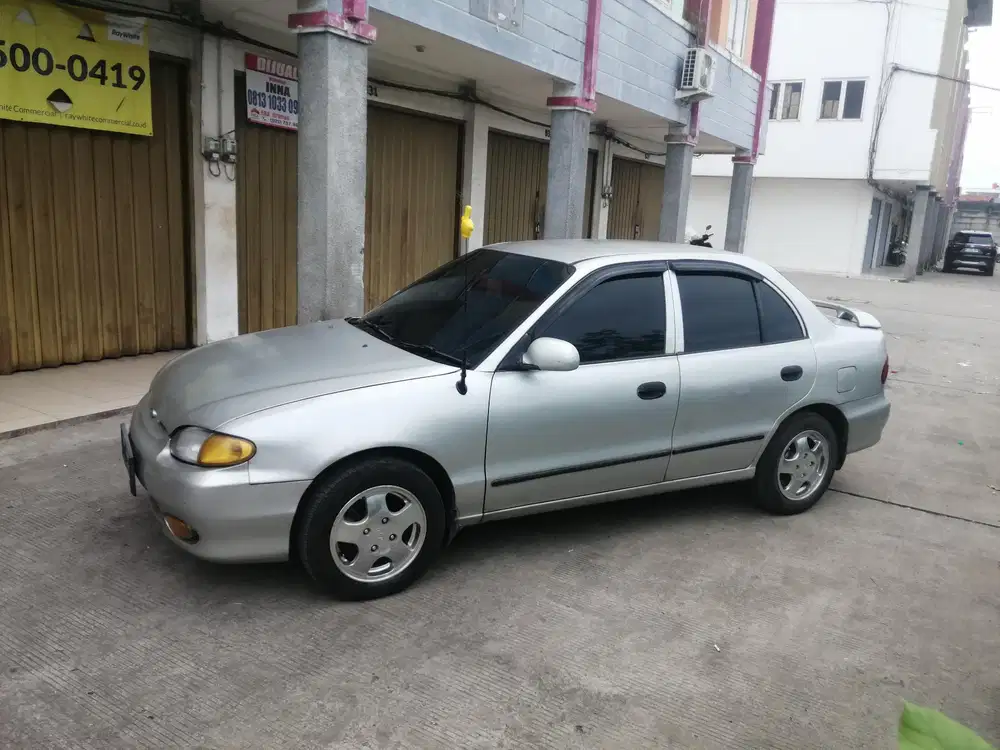 Hyundai Accent 2001 Bensin