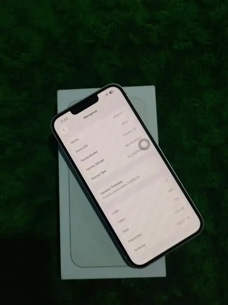 iPhone 13 besic 128 gb garansi on