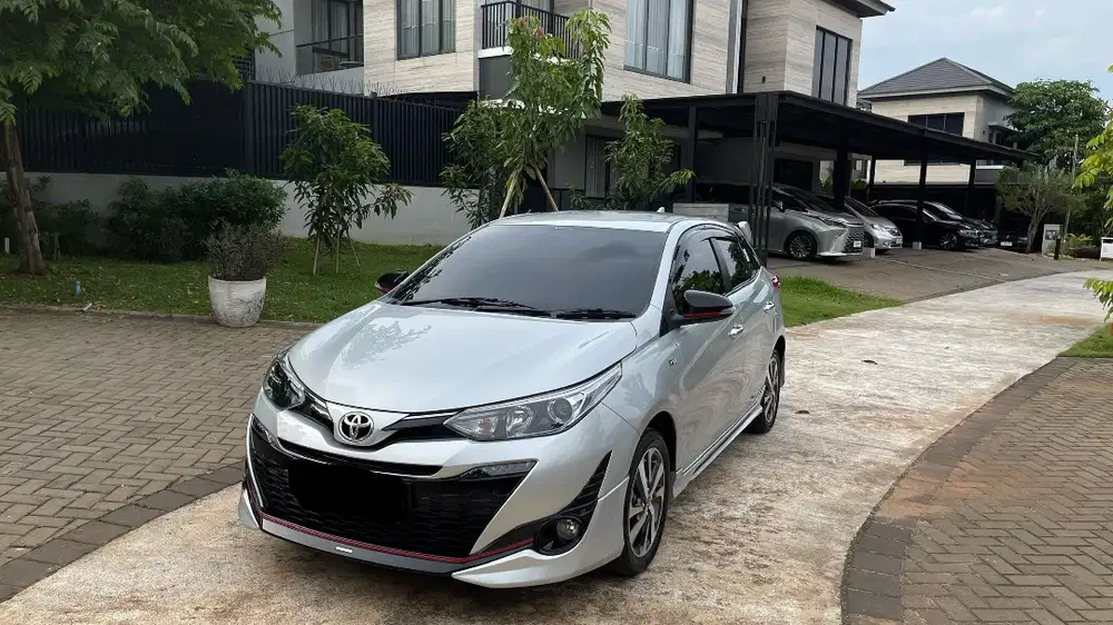 (Low Km 20ribu)TOYOTA YARIS 1.5 S TRD SPORTIVO AT Matic Tahun 2020