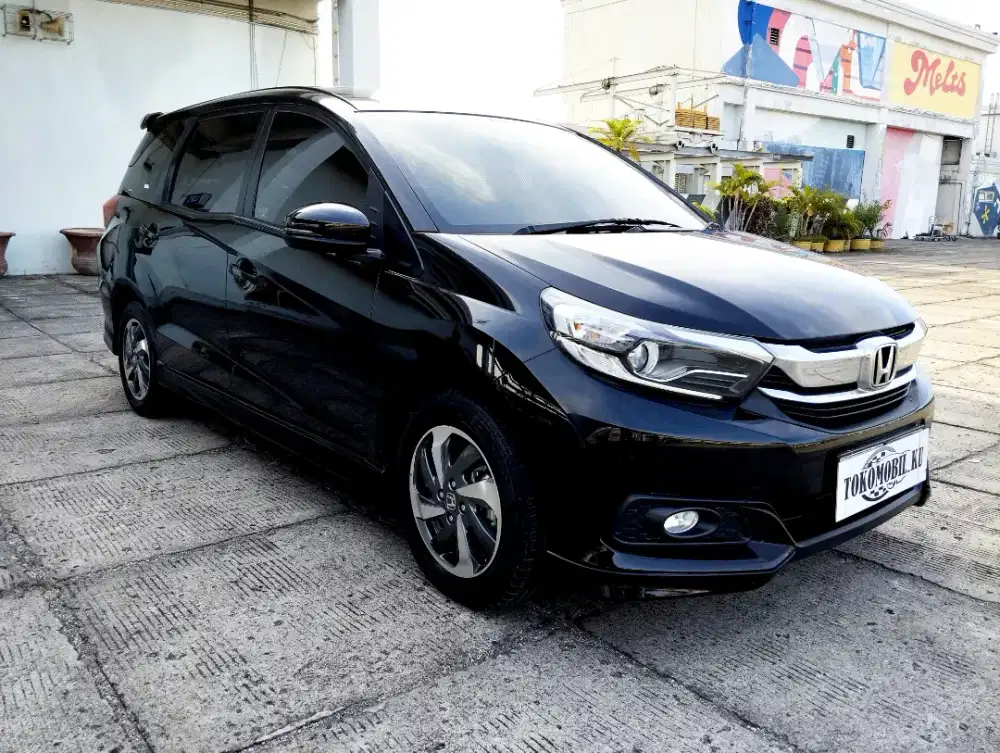 Honda mobilio E AT th 2020,hitam,km low 30 rb