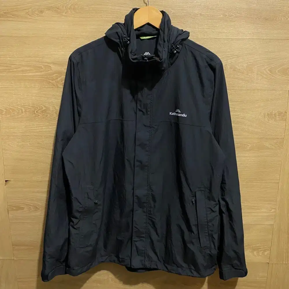 Kathmandu andulo 2 layer rain outdoor jaket pria goretex size L
